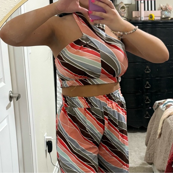 70s Vibe Jumpsuit Set - Picture 2 of 11